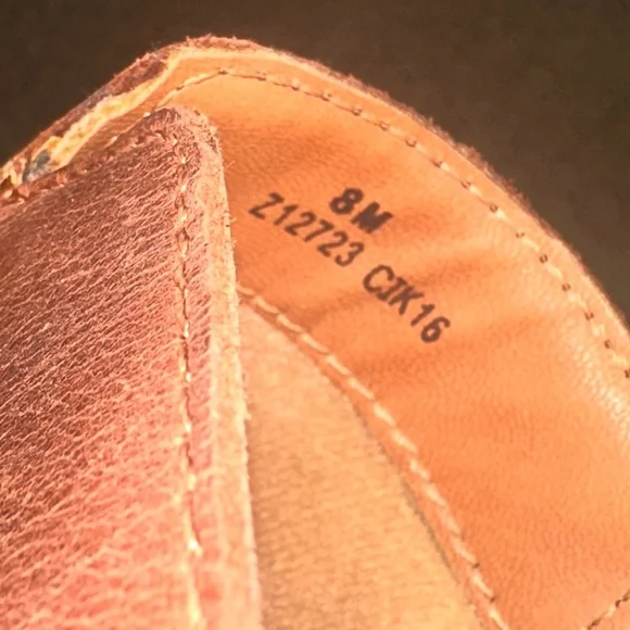 b.o.c. Women's Tan Leather Mules - Picture 6 of 8